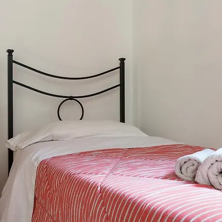 Don Pedro Vicere Di Toledo In The Center Guest house 3*