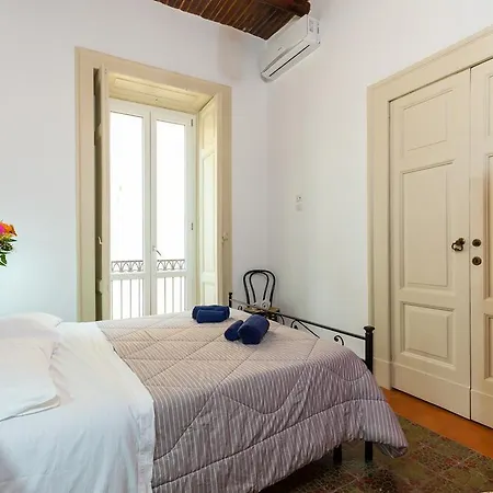 Guest house Don Pedro Vicere Di Toledo In The Center Naples
