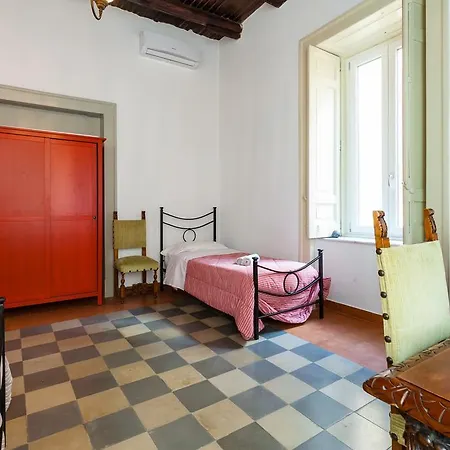 Don Pedro Vicere Di Toledo In The Center Guest house